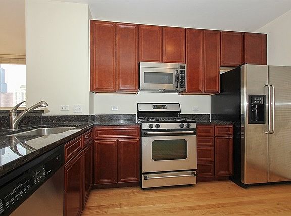 3rd image of 1111 S Wabash Ave APT 1507
