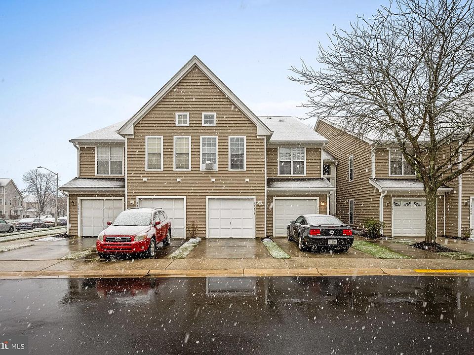 1st image of 13805 King Gregory Way #126