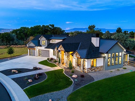 3rd image of 652 Eagles Nest Ct