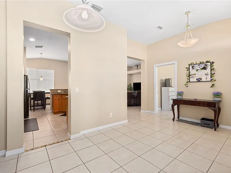 11328 Bridge Pine Dr — Photo 6