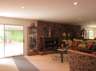 1071 Balsamo Ave, Simi Valley, CA 93065