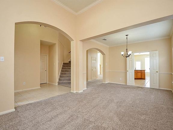 5th image of 5439 Santa Chase Ln