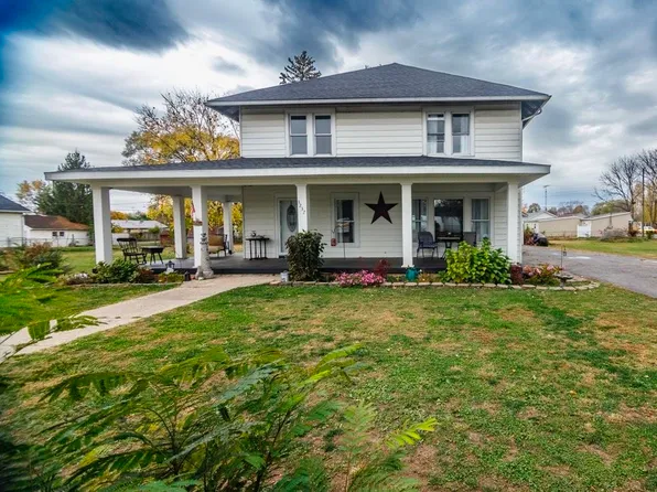 3237 Richmond Ave, Connersville, IN 47331