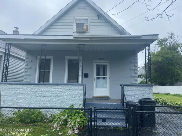 1223 Hodgson Street, Schenectady, NY 12303