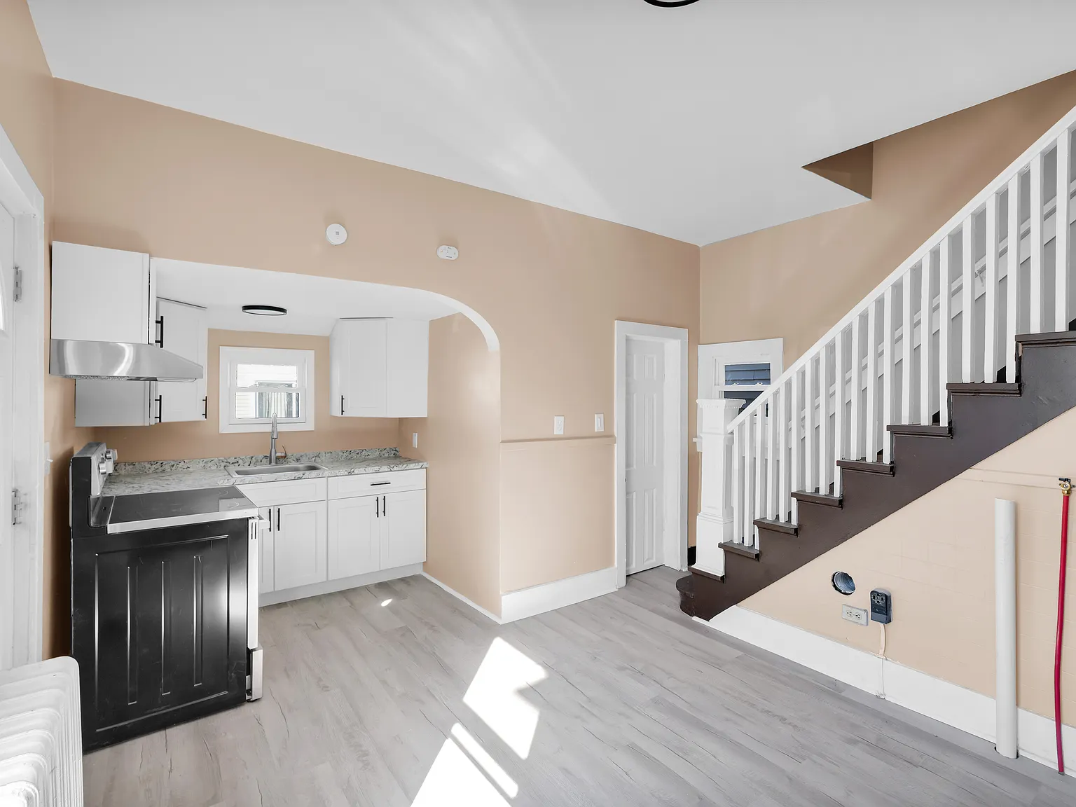 1 bed, 1000 sqft, $1,250 — Photo 1