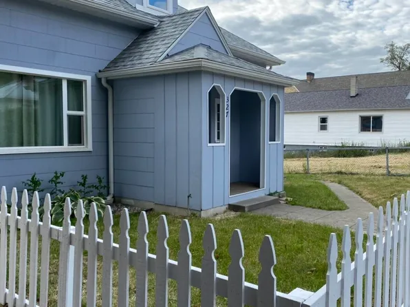 327 S Crosby St, Tekoa, WA 99033
