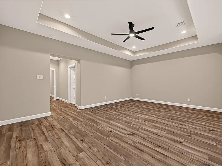 4309 Dickson St #B — Photo 37