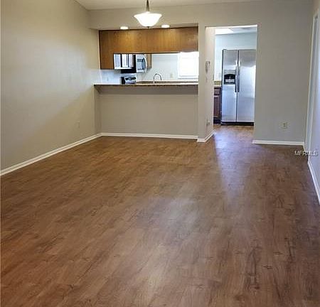 4th image of 5115 Lawnton Ct