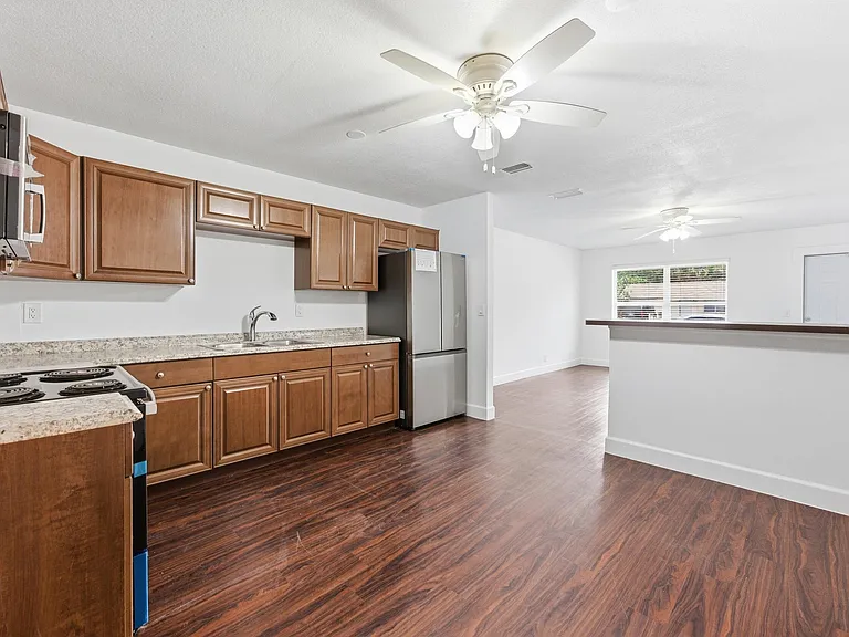 3847 E Roan Ct — Photo 12