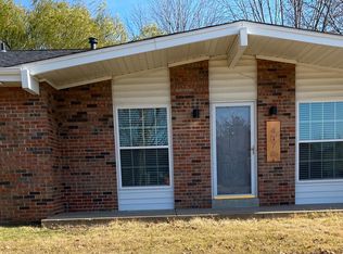 4076 Fox Island Dr, Florissant, MO