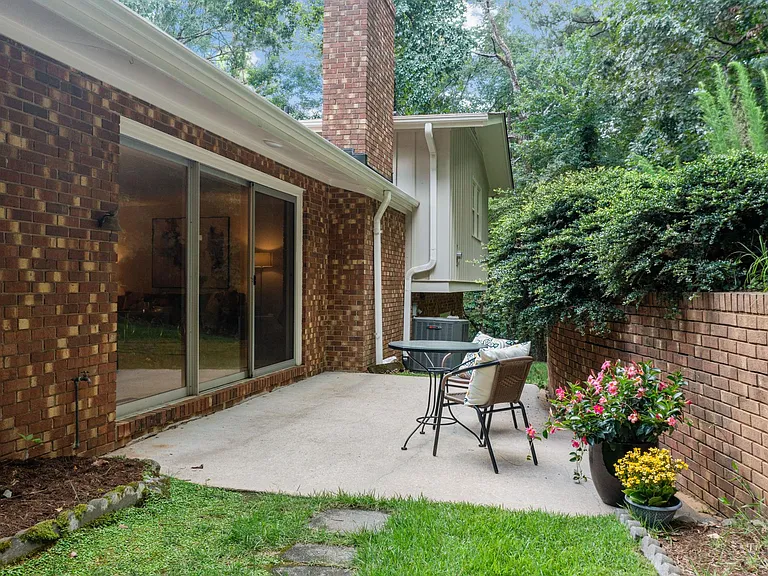Back patio and yard.