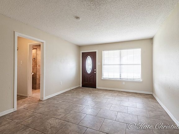2nd image of 1456 Wedgewood Ave