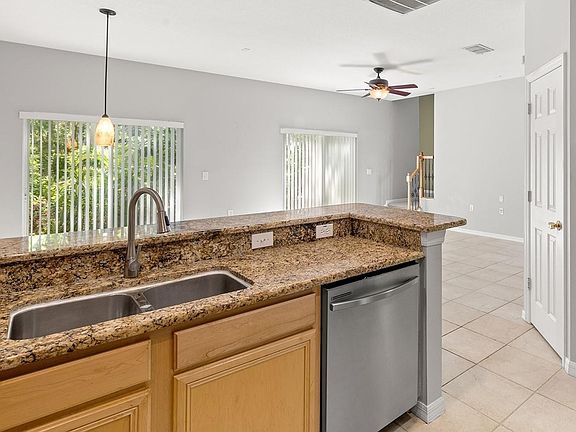 3rd image of 20105 Weeping Laurel Pl
