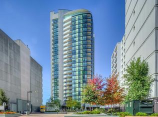 5740 Yonge St #708, Toronto, ON M2M0B1