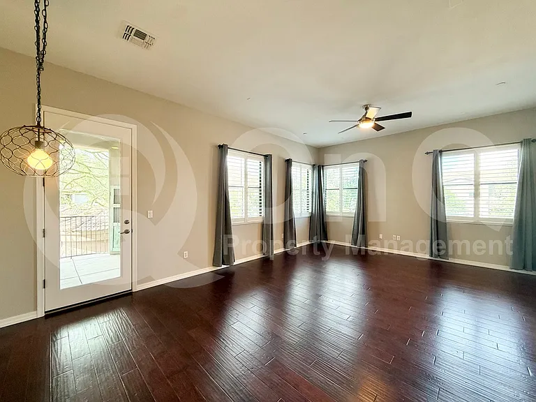 10055 N 142nd St #2240 — Photo 6
