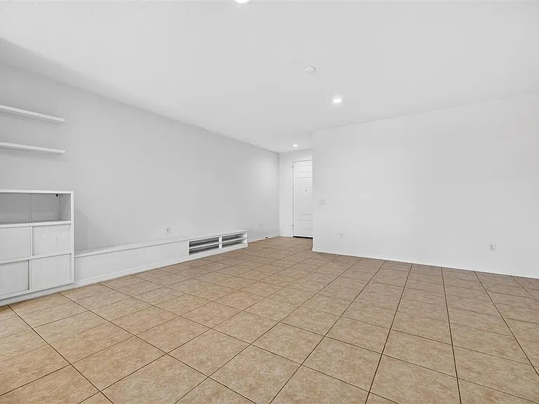 8667 Canyon Creek Trl — Photo 7