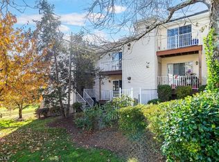 172 Potomac Dr, Basking Ridge, NJ 07920