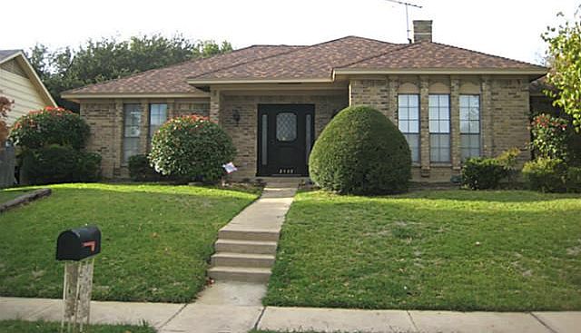1st image of 2409 Cordoba Dr