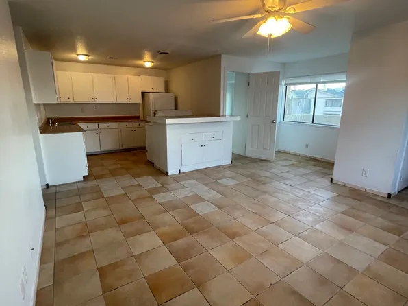 6237 Yerba Ln #C, Las Vegas, NV 89108