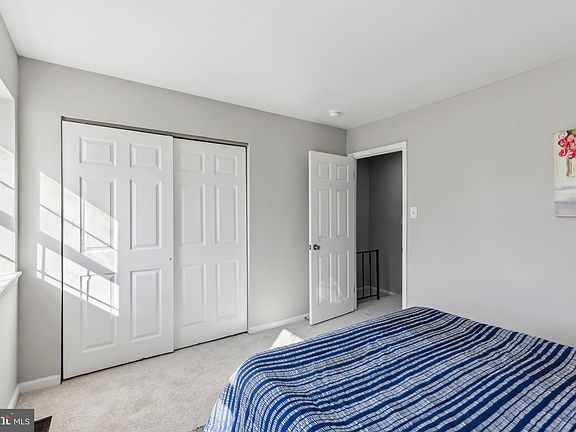 4th image of 8238 Marlton Ct