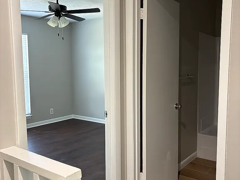 2835 Georgia Ave — Photo 14