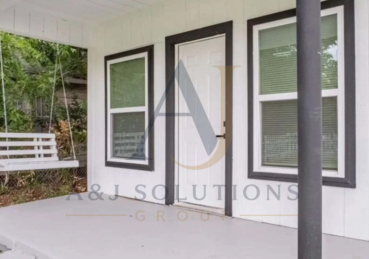 3 bed, 1400 sqft, $1,300 — Photo 4