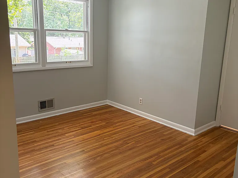 5929 Cullen Dr — Photo 20