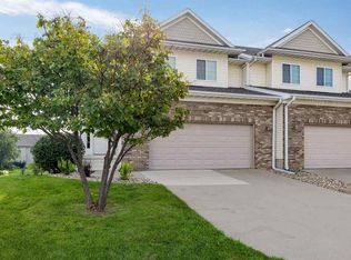 1570 Vandello Cir, North Liberty, IA 52317