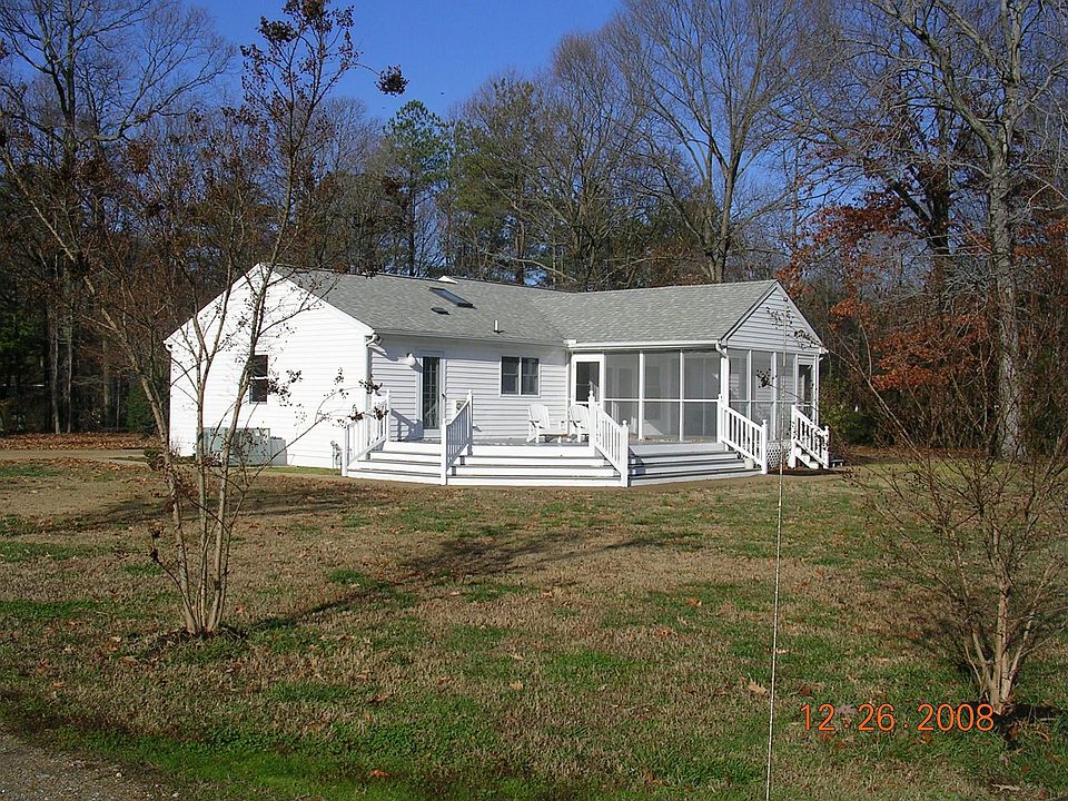 custom screen porch and deck