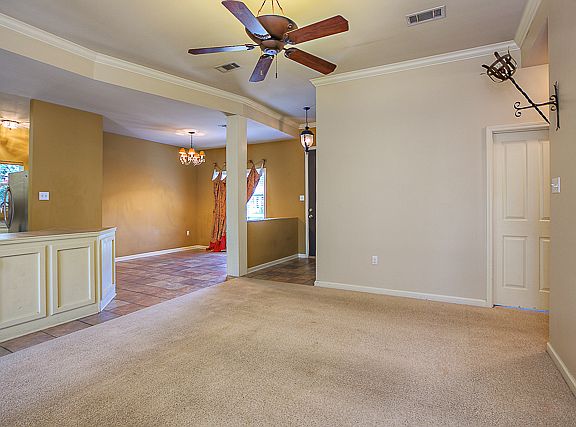 Open concept floor plan