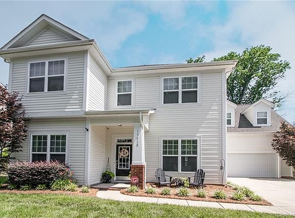 2nd image of 3018 Artisan Hill Dr