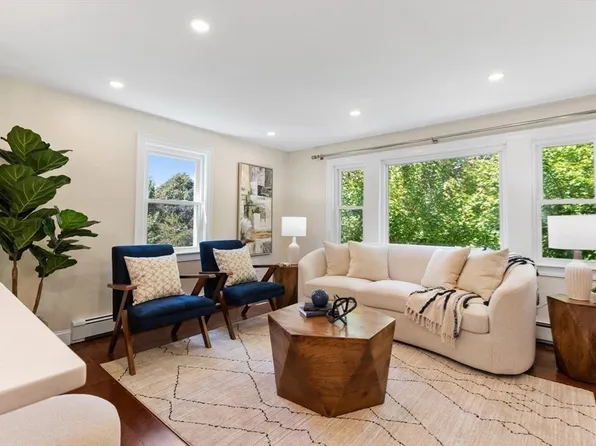 60 Everett Ave, Watertown, MA 02472