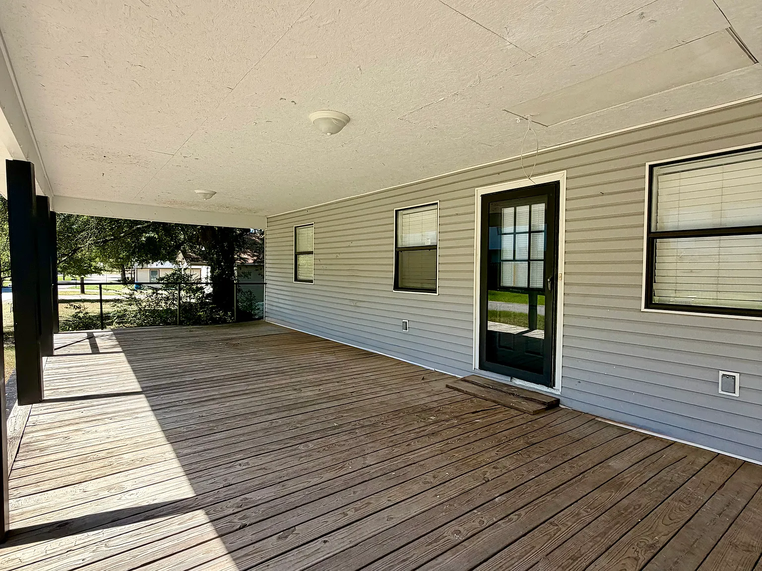 3 bed, 1452 sqft, $1,595 — Photo 3