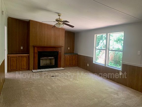 3rd image of 221 Oakleigh Dr