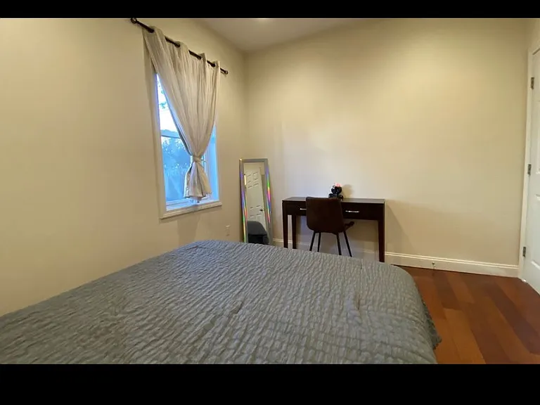 412 Hope St #1 — Photo 7