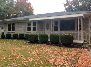 10618 Deering Rd, Louisville, KY 40272