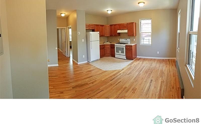 1st image of 104 Osgood Ave #1