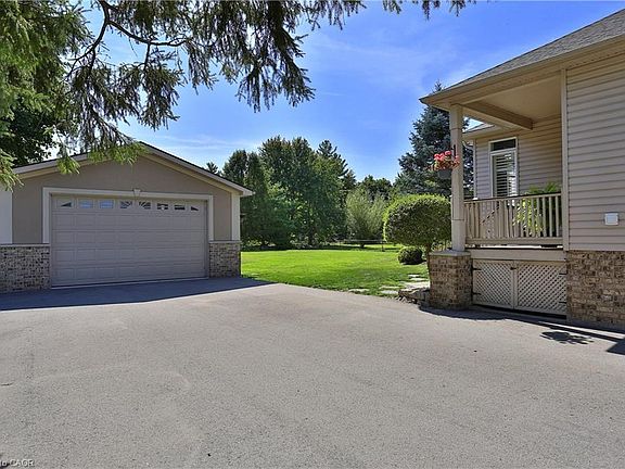 4th image of 538 Glen Morris Rd E