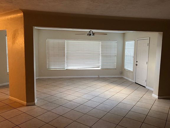 2nd image of 7962 Garden Dr N