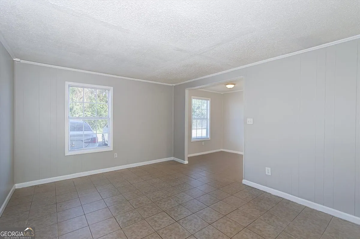 2 bed, 1.0 bath, 800 sqft, $1,000 — Photo 3