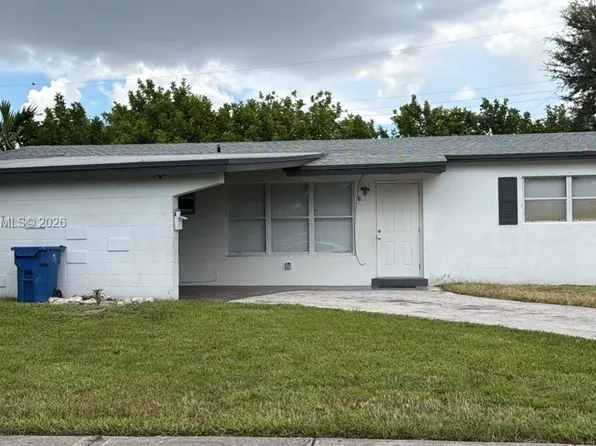 6111 NW 17th Ct, Fort Lauderdale, FL 33313