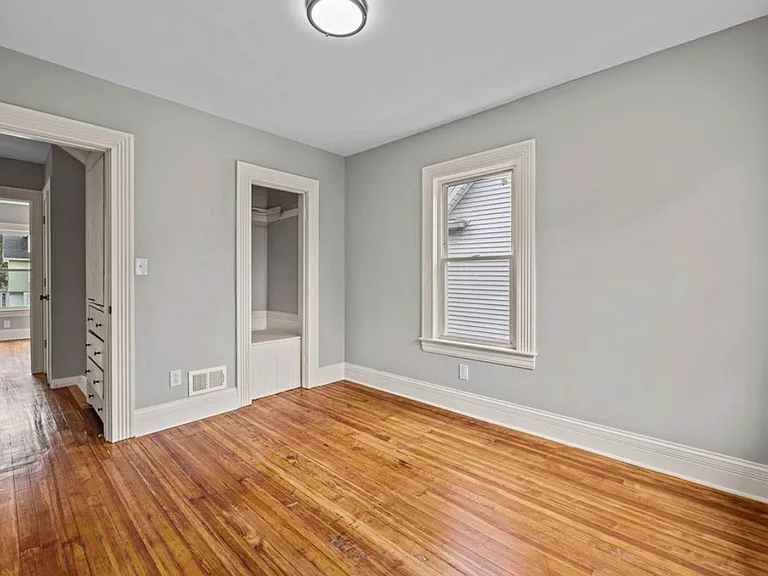 Parsells Ave — Photo 16