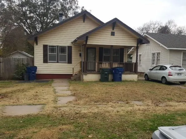 1315 W Texas Ave, Chickasha, OK 73018