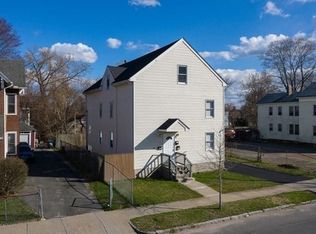 135-137 Cedar St, Springfield, MA 01105