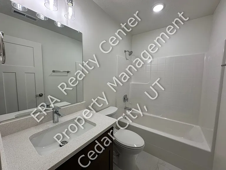 3939 Hawks Landing Loop — Photo 8
