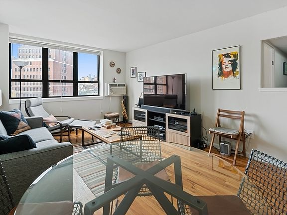 3rd image of 300 Cathedral Pkwy #10J