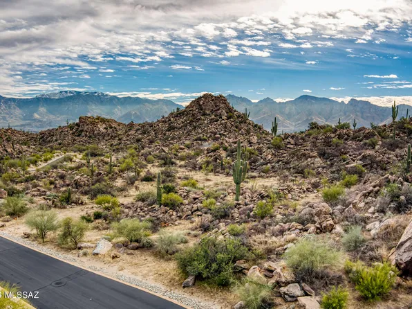 913 W Granite Gorge Dr #323, Tucson, AZ 85755