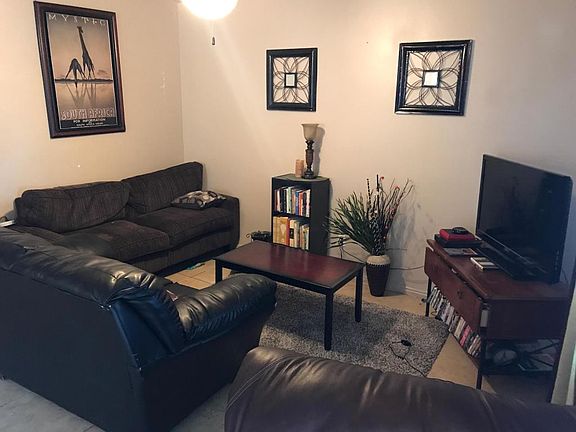 4th image of 444 E Sunland Dr #28