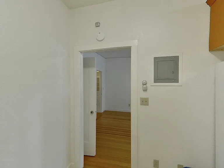 2644 Dwight Way — Photo 10