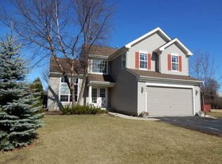 494 W Weeping Willow Rd, Round Lake, IL 60073